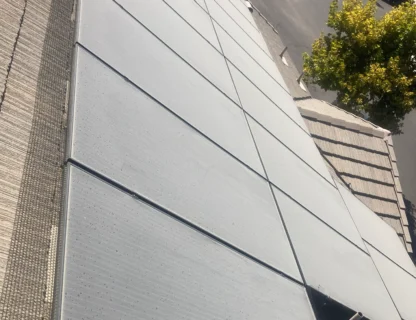 Eco-friendly solar energy solution with clean panels on a rooftop.